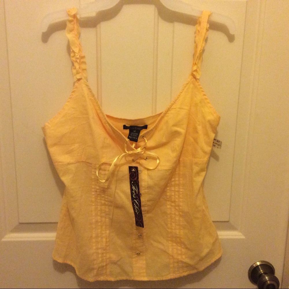 New Tres Chic yellow side zip fitted camisole
